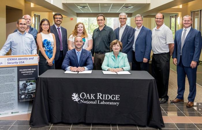 signed the licensing agreement for ORNL's advanced optical array technology
