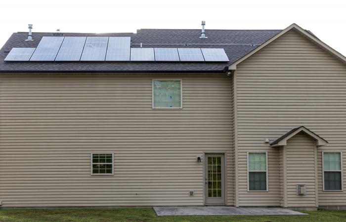 Yarnell house solar panels