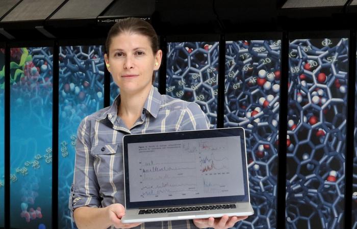 Computational biophysicist Ada Sedova is using experiments and high-performance computing to explore the properties of biological systems and predict their form and function, including research to accelerate drug discovery for COVID-19. Photo credit: Jason Richards, Oak Ridge National Laboratory, U.S. Dept. of Energy.
