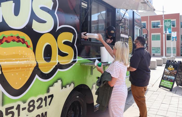 An array of food trucks, including CJ’s Tacos, visited ORNL during an ORNL Gives fundraising event on Sept. 8, 2021. Credit: Genevieve Martin/ORNL, U.S. Dept. of Energy