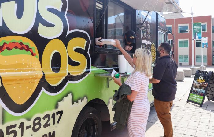 An array of food trucks, including CJ's Tacos, visited ORNL during an ORNL Gives fundraising event on Sept. 8, 2021. Credit: Genevieve Martin/ORNL, U.S. Dept. of Energy