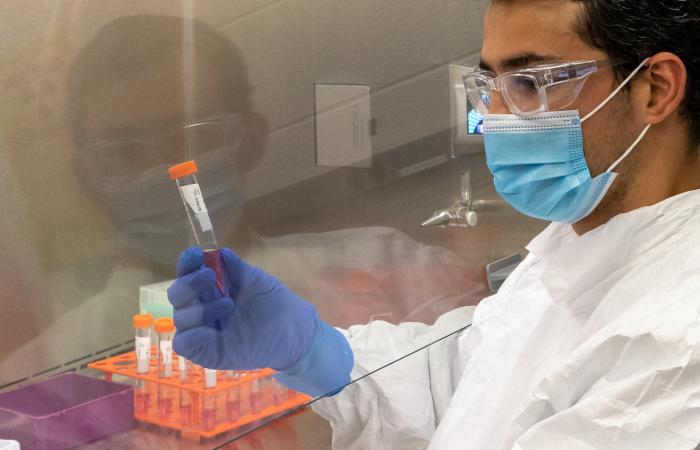 . Miguel Toro-Gonzalez in lab 
