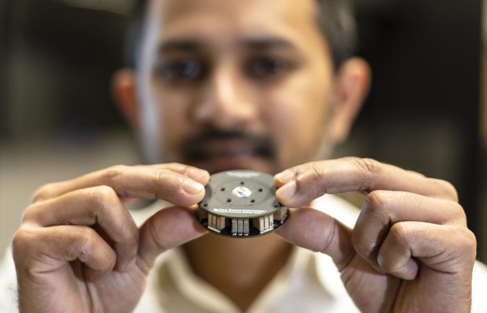 Shajjad Chowdhury’s capacitor package is designed to take up less space and improve operational lifetime. Credit: Carlos Jones/ORNL, U.S. Dept. of Energy