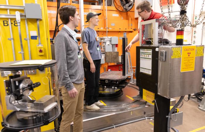 The students have access to almost the entire suite of neutron instruments at SNS and HFIR. The HIDRA instrument specializes in analyzing residual stress in a wide range engineering and additively manufactured materials. Credit: Genevieve Martin/ORNL, U.S. Dept. of Energy