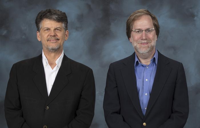 Wayne Joubert (left) and Daniel Jacobson received the Director's Award for Research Accomplishment team at the 2018 ORNL Awards Night.