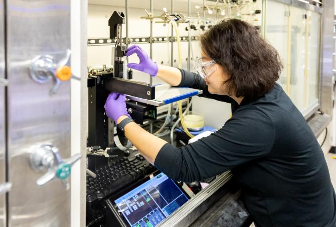 Yue Yuan, Distinguished Staff Fellow, works in Center for Nanophase Materials Sciences research lab,