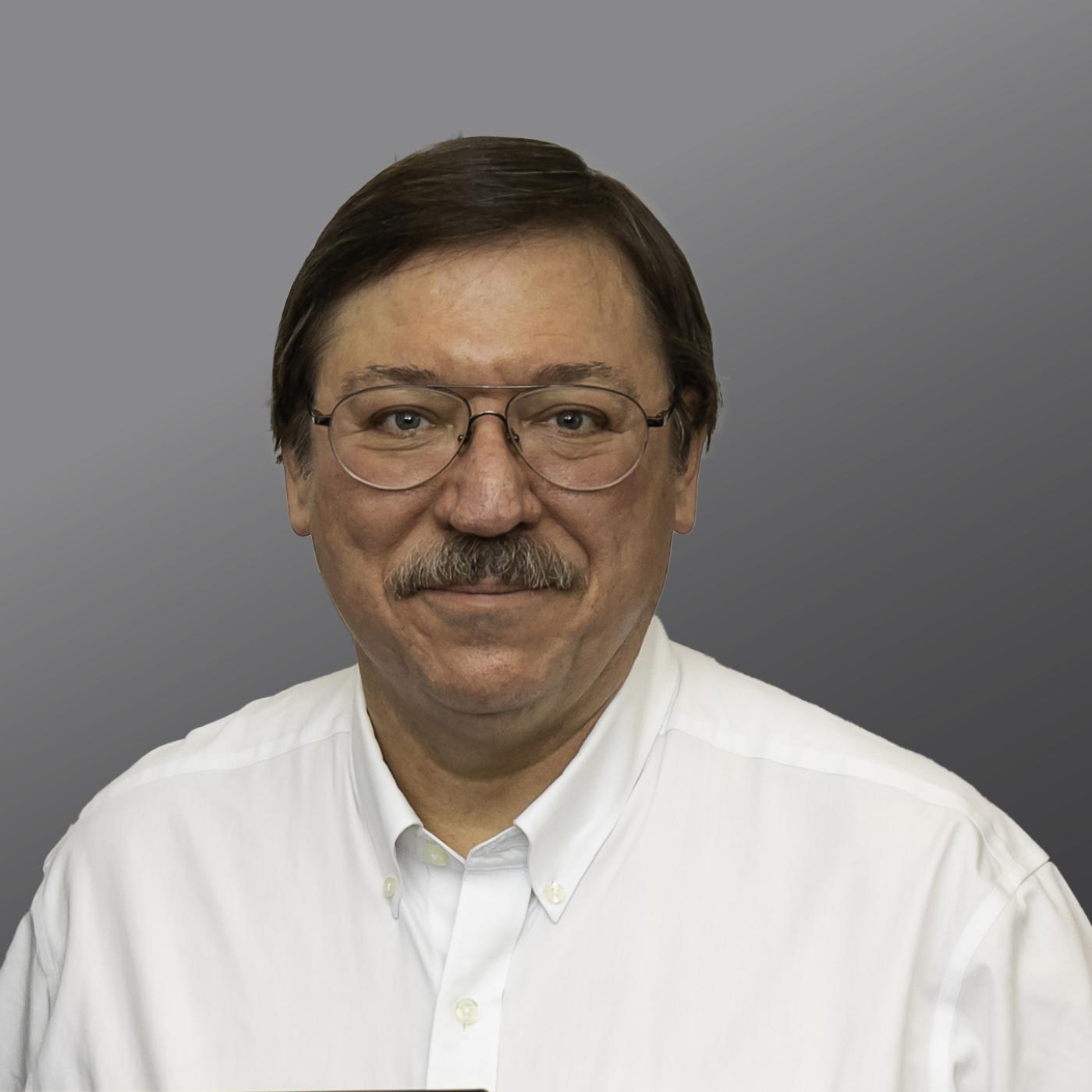 Mark Noakes, a senior researcher at Oak Ridge National Laboratory, has been recognized by the American Nuclear Society with the Ray Goertz Award for his contributions to using robotics in harsh environments.