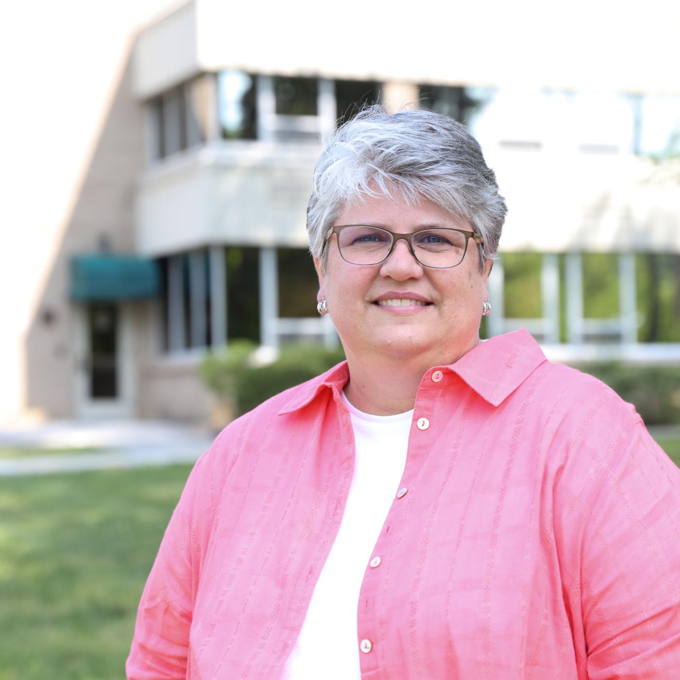 Jennifer Morrell-Falvey: Revealing the secret lives of plants and microbes