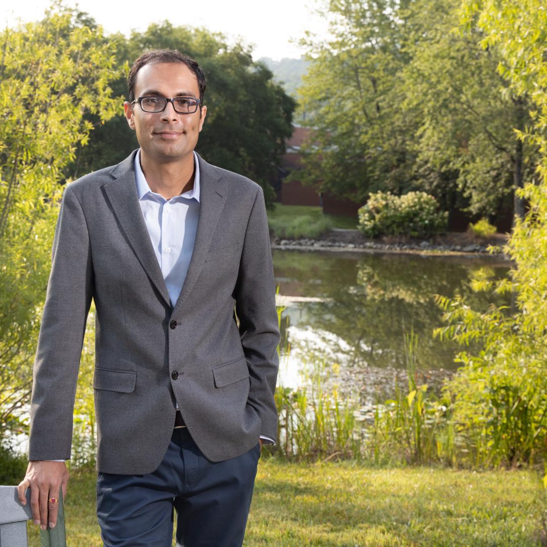 Saubhagya Rathore uses his modeling, hydrology and engineering expertise to improve understanding of the nation’s watersheds to better predict the future climate and to guide resilience strategies. Credit: Genevieve Martin/ORNL, U.S. Dept. of Energy 