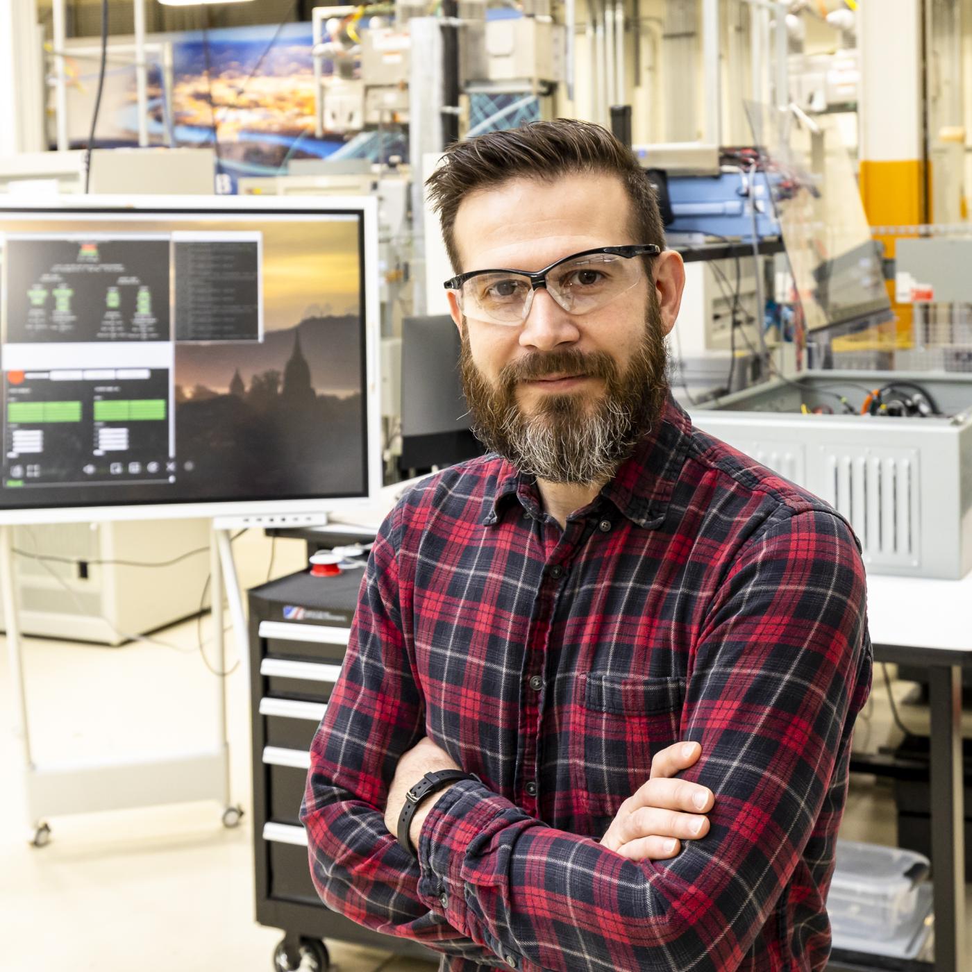 Steven Campbell’s technical expertise supports integration of power electronics innovations from ORNL labs to the electrical grid. Credit: Carlos Jones/ORNL, U.S. Dept. of Energy