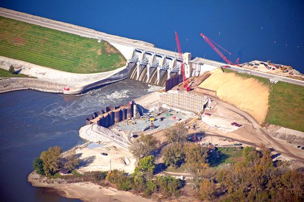 Red Rock Hydroelectric Project located just outside of Pella, Iowa, on the Lake Red Rock Dam. Photo credit Missouri River Energy Services.