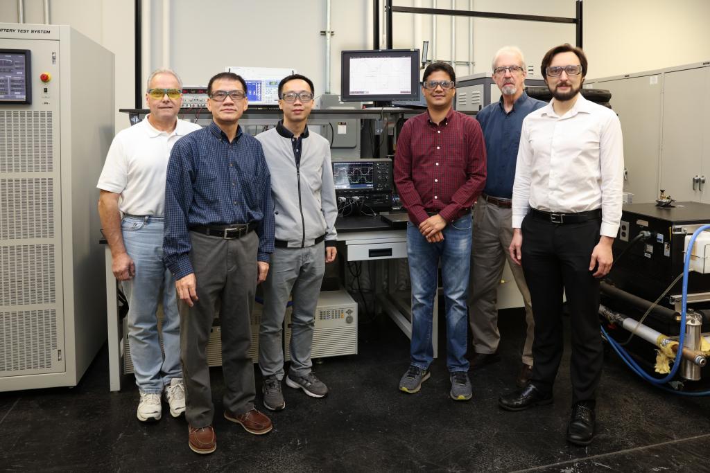 ORNL team designed a wireless charging coil for vehicle technologies