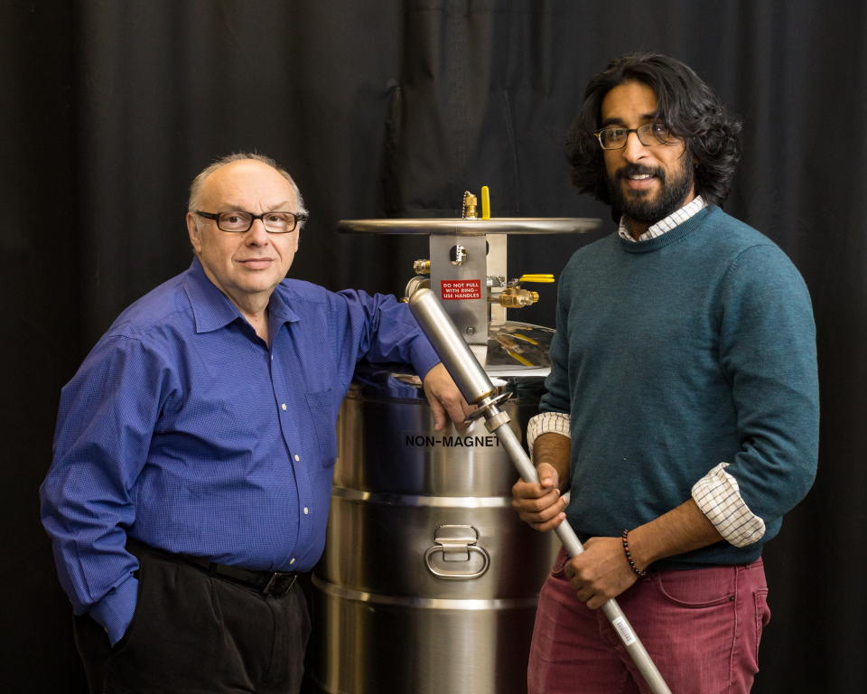 Newly arrived cryogenic testing equipment, such as this specialized tank of liquid helium and cryogenic probe, will allow ORNL scientists to test cryogenic memory devices onsite at temperatures of 4 Kelvin, around minus 452 degrees Fahrenheit. Credit: Carlos Jones/Oak Ridge National Laboratory, U.S. Dept. of Energy  