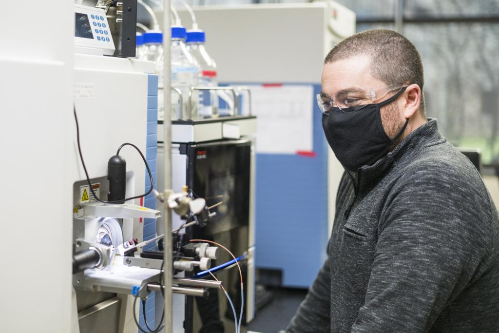 Giannone generates data and analyses that enable advances in bioenergy, bioengineering and human health.