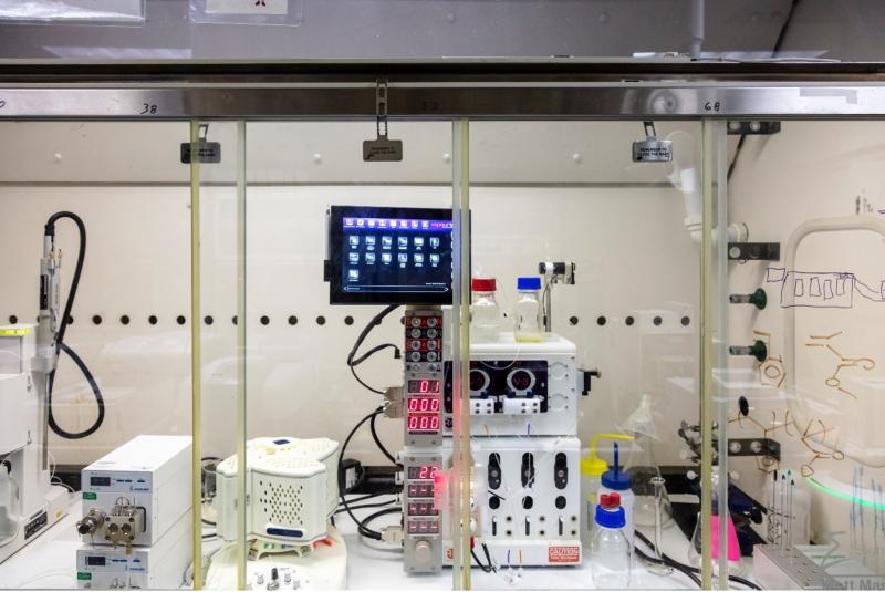 In the INTERSECT autonomous chemistry lab, robotic mechanisms perform constant data collection with high precision. 
