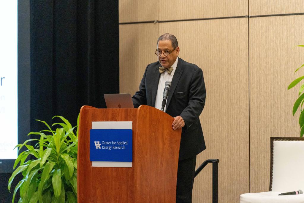 ORNL's Edgar Lara-Curzio kicks off the day-and-a-half workshop in Lexington. Lara-Curzio founded the forum as a way for researchers and stakeholders to work together to make sure Appalachian communities thrive and benefit as the nation pivots to a clean energy future. Credit: University of Kentucky's Center for Applied Energy Research.