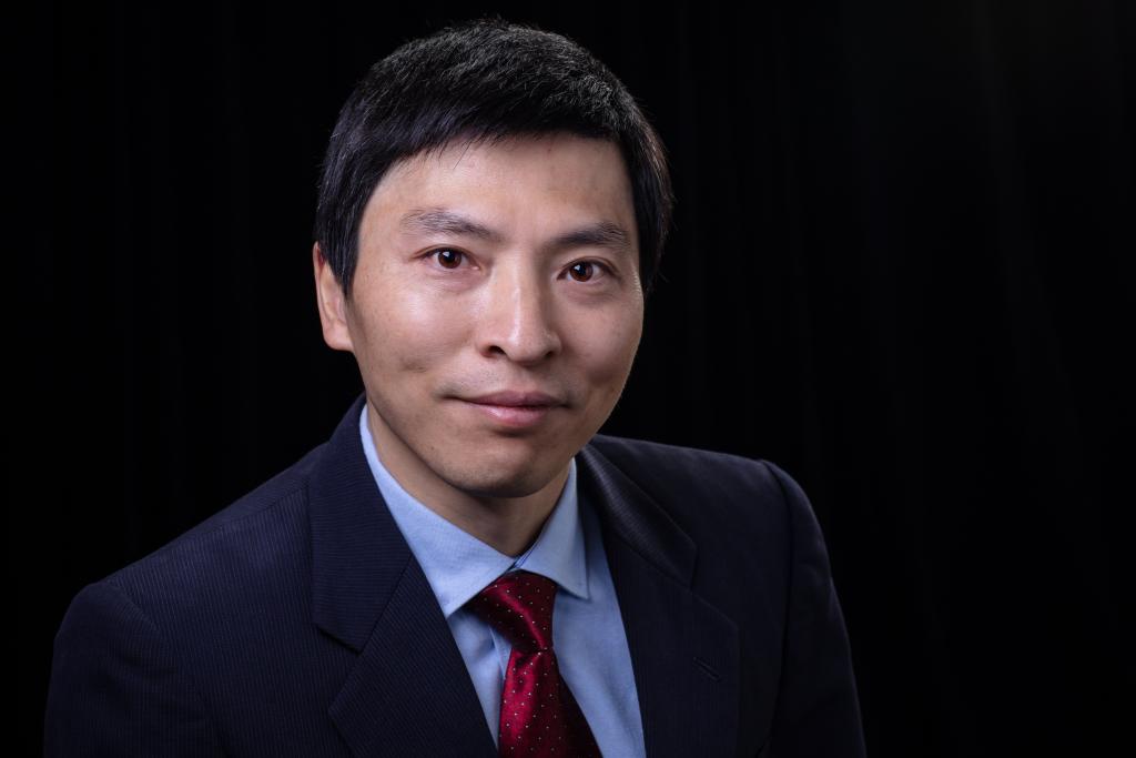 Zhili Feng