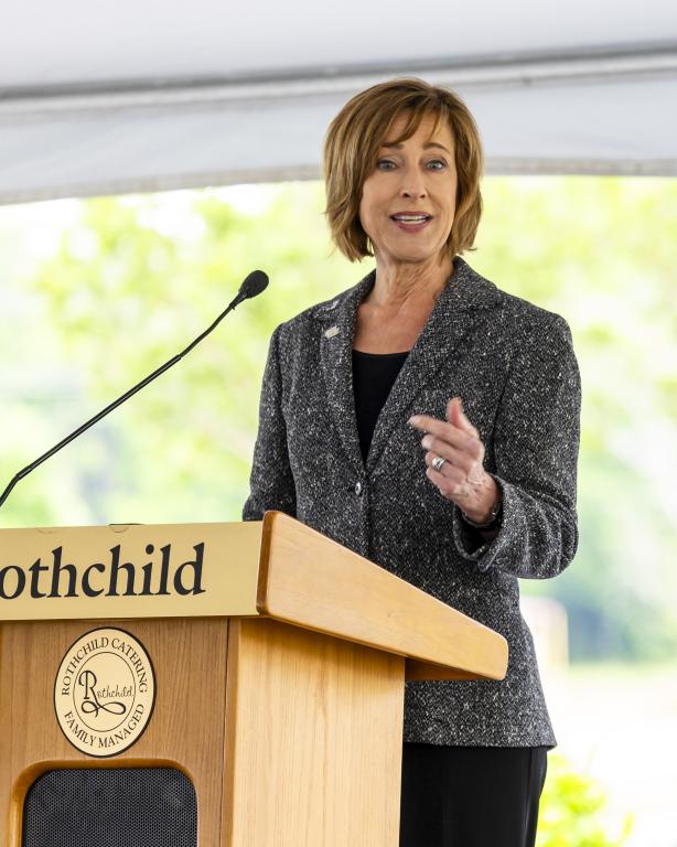 Susan Hubbard at K25 dedication