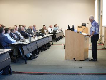 ORNL's Syd Ball talks to attendees of the 2018 Molten Salt Reactor Workshop about his experiences during the Molten Salt Reactor Experiment. 2018 MSR Workshop