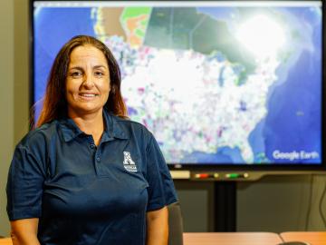 Isabelle Snyder’s modeling and simulation work is supporting ORNL research for a more secure, resilient power grid.