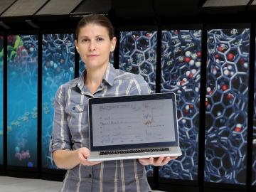 Computational biophysicist Ada Sedova is using experiments and high-performance computing to explore the properties of biological systems and predict their form and function, including research to accelerate drug discovery for COVID-19. Photo credit: Jason Richards, Oak Ridge National Laboratory, U.S. Dept. of Energy.