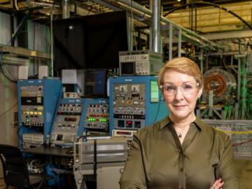 Associate Laboratory Director Kathy McCarthy heads the ORNL directorate that manages proto-MPEX, a linear plasma device that informs the development of the MPEX tool for study of fusion materials. Credit: Carlos Jones/ORNL, U.S. Dept. of Energy