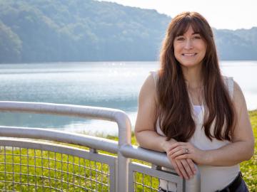 At Oak Ridge National Laboratory, Carly Hansen combines her passion for research and her commitment to protecting water resources. Hansen’s research covers topics from development opportunities at non-powered dams to hydropower storage capacity. Credit: Genevieve Martin, ORNL/U.S. Dept. of Energy.