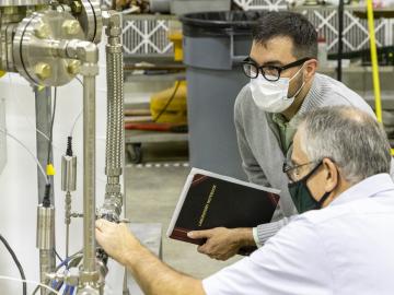 Ezekial "Zeke" Unterberg and Chuck Kessel, Oak Ridge National Laboratory