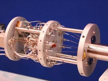 The ORNL and Cummins CRADA led to the development of the R&D 100 Award-winning SpaciMS diagnostic tool that enabled researchers to gain a better understanding of reactor and catalytic chemistry. Credit: ORNL, U.S. Dept. of Energy