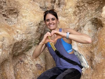 Photograph of Laura Bailie hiking