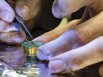 Connecting  wires to the interface of the topological insulator and superconductor enables probing of novel electronic properties. Researchers aim for qubits based on theorized Majorana particles. Credit: Carlos Jones/ORNL, U.S. Dept. of Energy