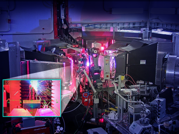 The OpeN-AM experimental platform, installed at the VULCAN instrument at ORNL’s Spallation Neutron Source, features a robotic arm that prints layers of molten metal to create complex shapes. This allows scientists to study 3D printed welds microscopically. Credit: Jill Hemman, ORNL/U.S. Dept. of Energy