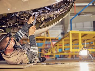 Aircraft mechanic