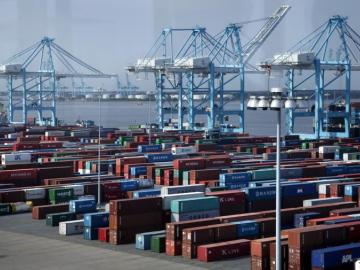The Port of Virginia was one of the major ports that received diverted containers as a result of the closure of the Port of New York-New Jersey. The Port of Virginia was one of the major ports that received diverted containers as a result of the closure of the Port of New York-New Jersey.