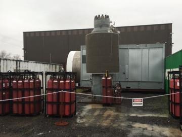 A 90-kilogram 430-bar prototype of the steel-concrete composite vessel has been manufactured, and is undergoing fatigue testing. A 90-kilogram 430-bar prototype of the steel-concrete composite vessel has been manufactured, and is undergoing fatigue testing.