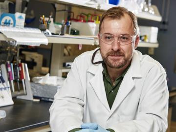 Andrew Stack of Oak Ridge National Laboratory calls on his expertise in geology, chemistry and computing to advance understanding of the dynamics of minerals underground. Image courtesy of Oak Ridge National Laboratory, U.S. Dept. of Energy; photographer 