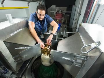 Adam Makhluf from the University of California, Los Angeles is using neutrons at Oak Ridge National Laboratory’s Spallation Neutron Source to study the fundamental role carbon dioxide plays in Earth’s carbon cycle.