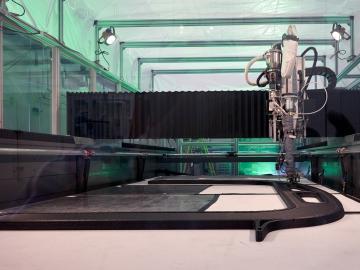 ORNL and Cincinnati Incorporated have signed a nonexclusive licensing agreement on ORNL patents related to large-scale additive manufacturing. ORNL and Cincinnati Incorporated have signed a nonexclusive licensing agreement on ORNL patents related to large-scale additive manufacturing.