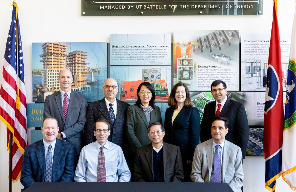 Five companies to collaborate with ORNL