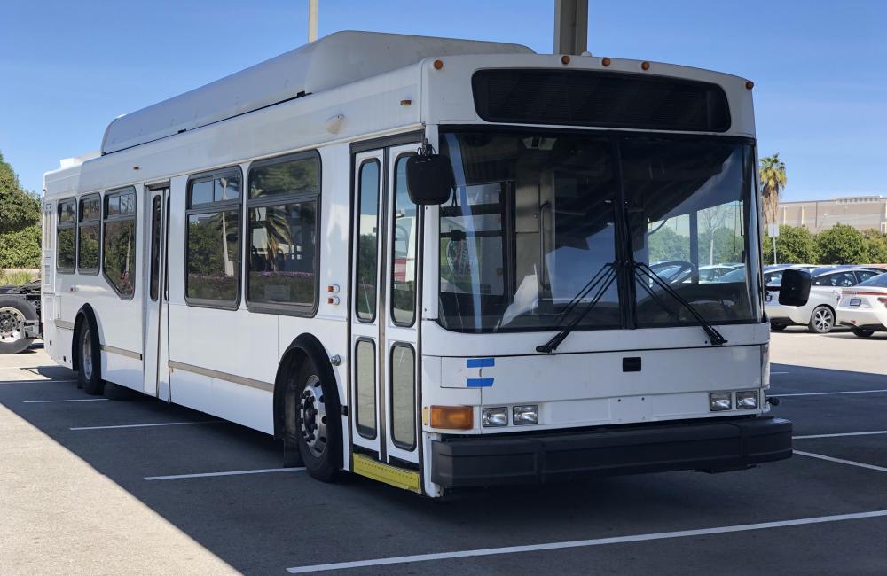 Researchers from ORNL’s Vehicle and Autonomy Research Group created a control strategy for a hybrid electric bus that demonstrated up to 30% energy savings. Credit: University of California, Riverside 