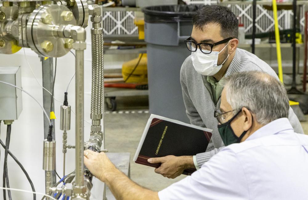 Ezekial "Zeke" Unterberg and Chuck Kessel, Oak Ridge National Laboratory