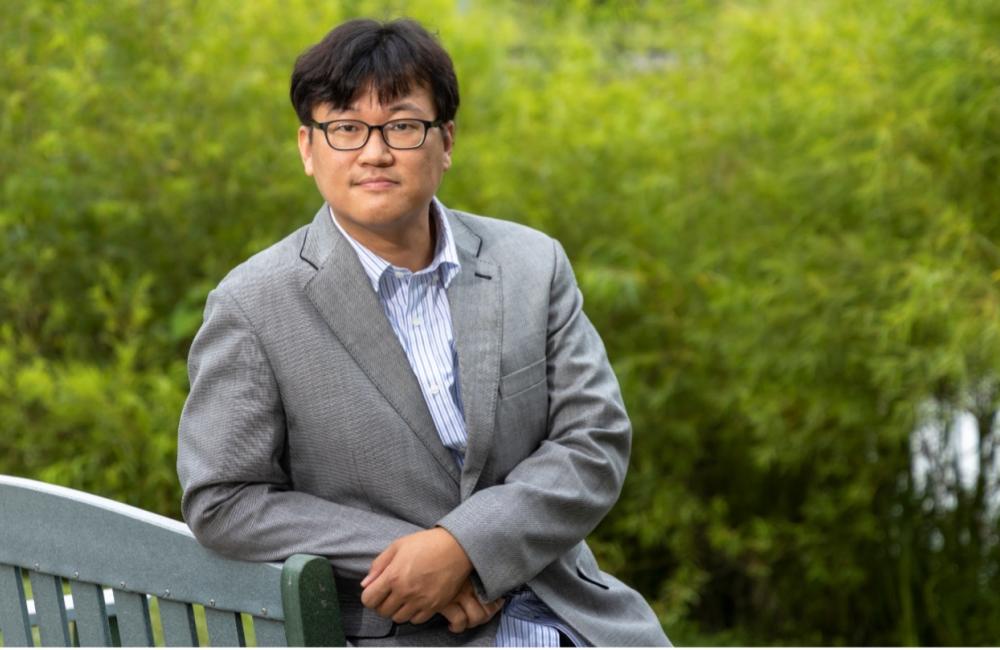 Distinguished staff fellow Gang Seob