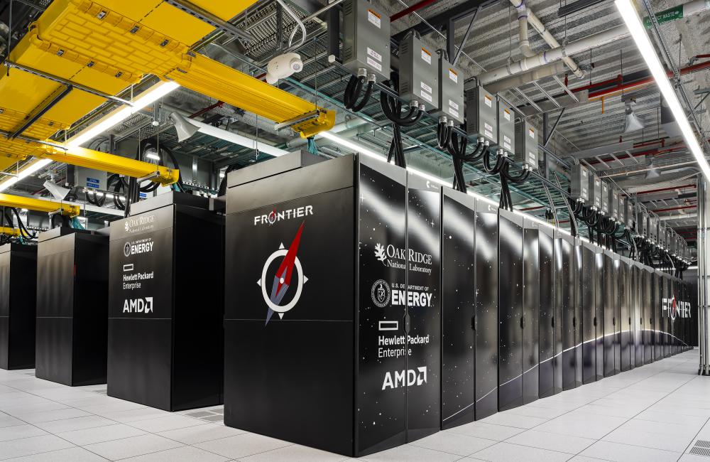 The Frontier supercomputer at ORNL remains in the number one spot on the May 2023 TOP500 rankings, with an updated high-performance Linpack score of 1.194 exaflops. Engineers at the Oak Ridge Leadership Computing Facility, which houses Frontier and its predecessor Summit, expect that Frontier’s speeds could ultimately top 1.4 exaflops, or 1.4 quintillion calculations per second. Credit: Carlos Jones/ORNL, U.S. Dept. of Energy