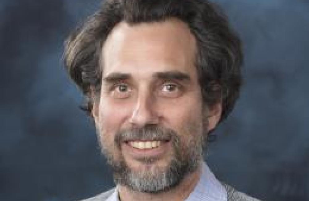 Amir Sadovnik portrait