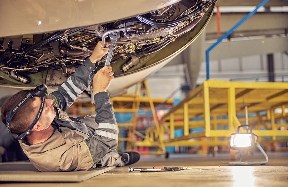 Aircraft mechanic