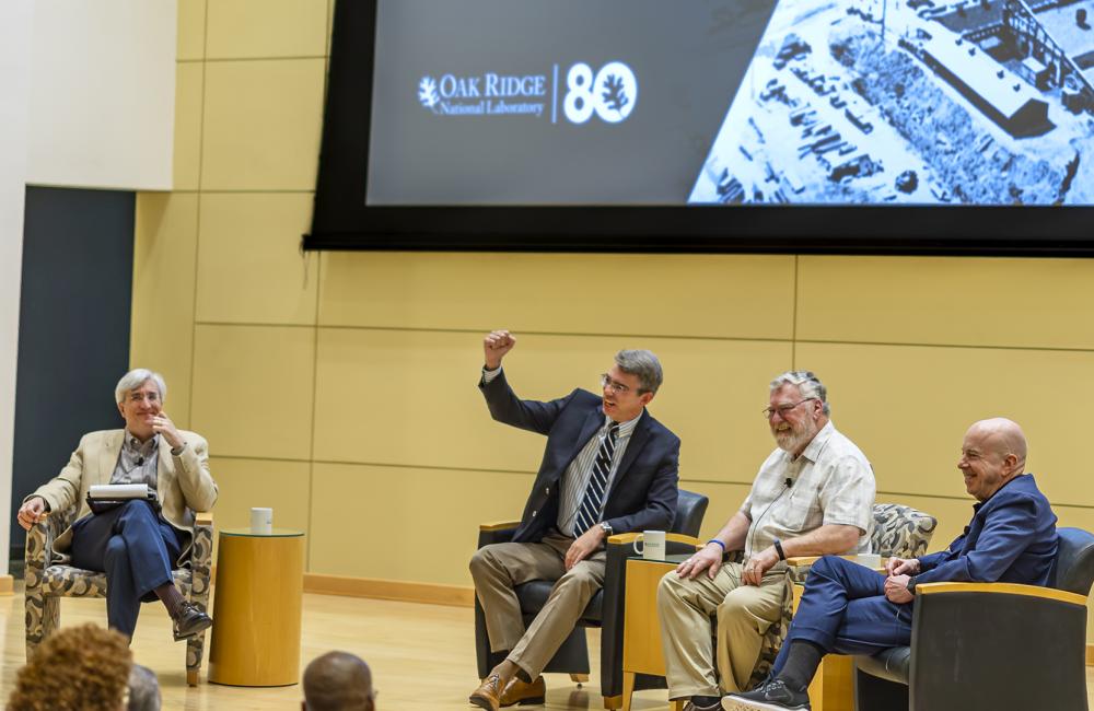 (l-r) Moderator David Keim, Alan B. Carr, Ray Smith and Dick Groves.