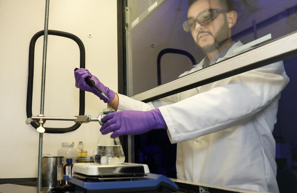 Oak Ridge National Laboratory researcher Halil Tekinalp combines silanes and polylactic acid to create supertough renewable plastic.