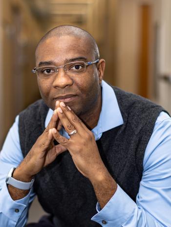 ORNL scientist Valentino Cooper has been appointed to the DOE Basic Energy Sciences Advisory Committee. Credit: Carlos Jones, ORNL/U.S. Dept. of Energy