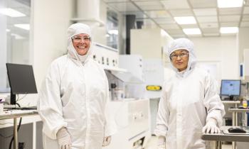 Leslie Wilson, Master Technician in the Nanofabrication Research Laboratory, working in the CNMS clean room