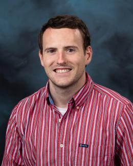 Professional ORNL headshot